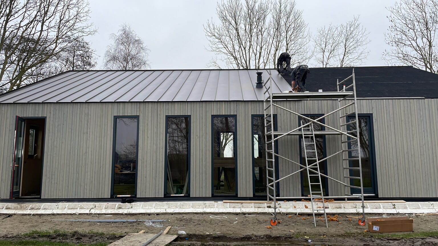 FE8CC75A-8AB6-475D-8347-C30B3879AE54